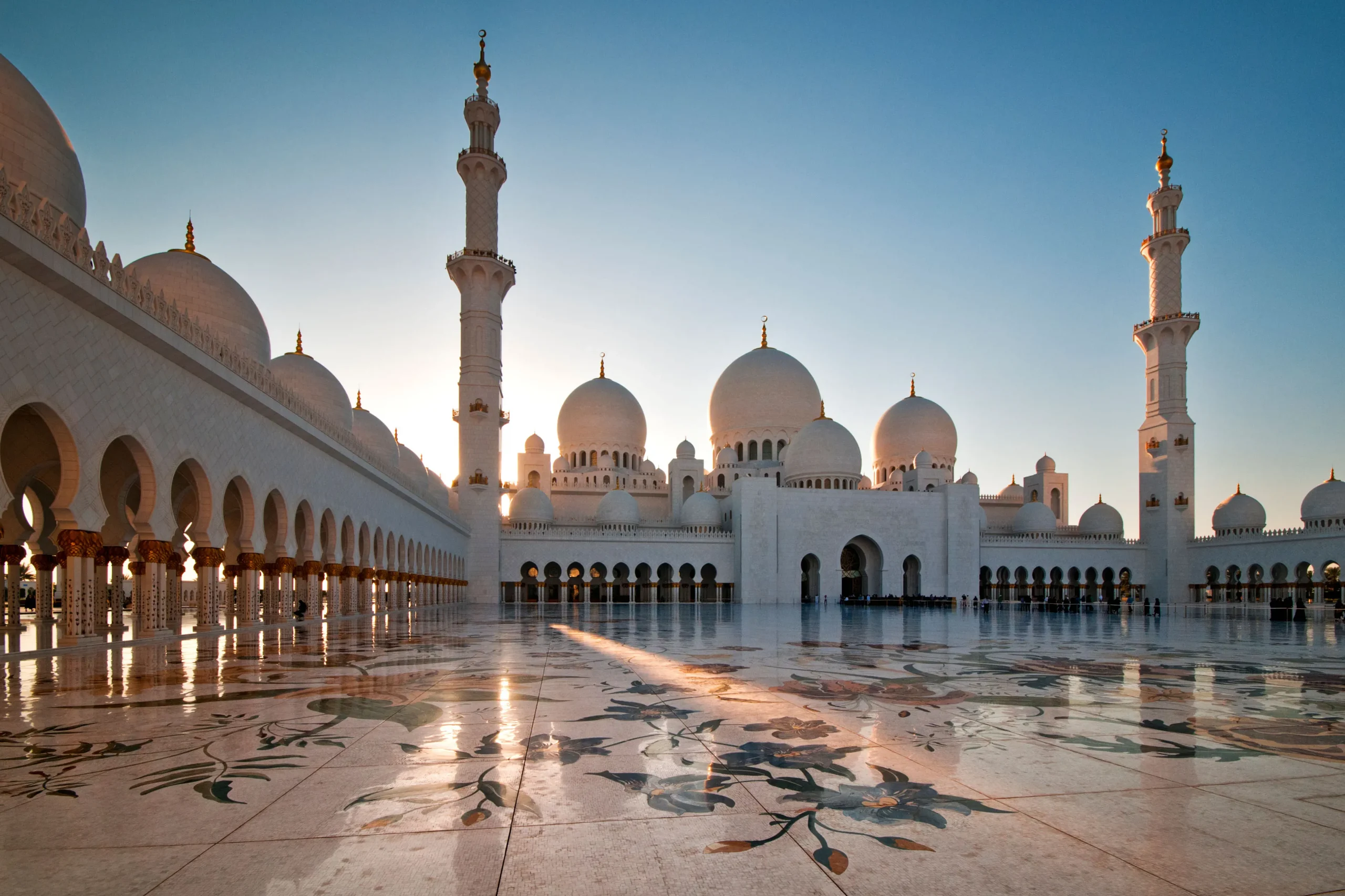 The Sheikh Zayed Grand Mosque Abu Dhabi